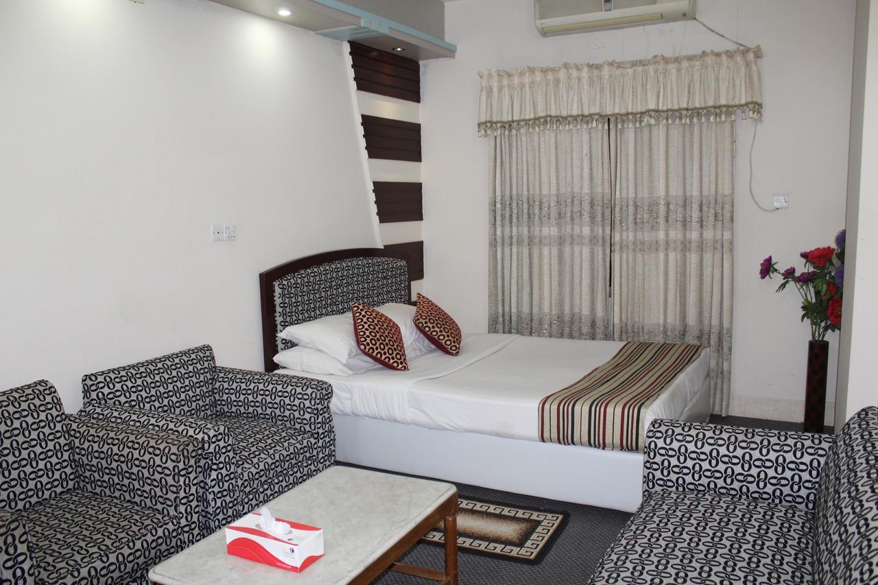 Hotel Uttara Dhaka Esterno foto