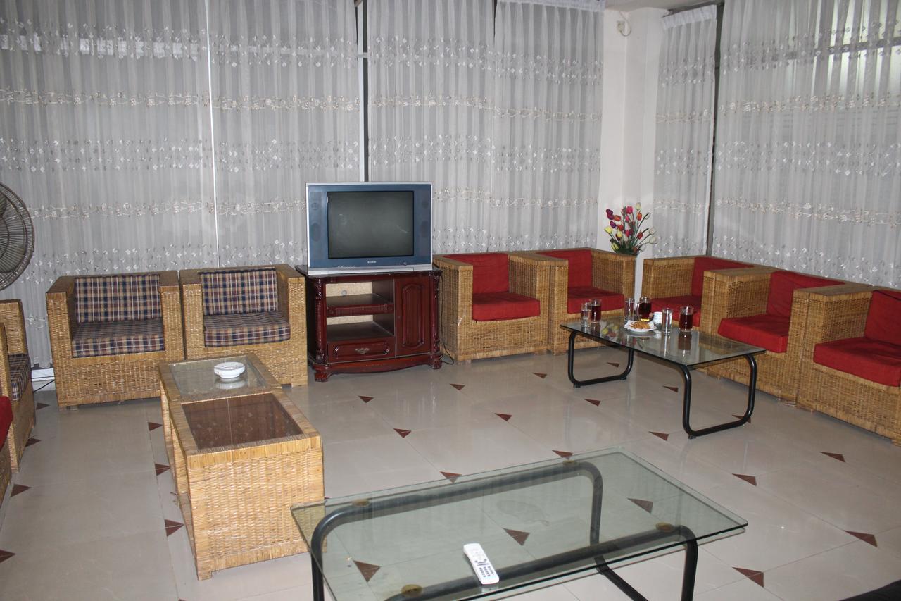 Hotel Uttara Dhaka Esterno foto
