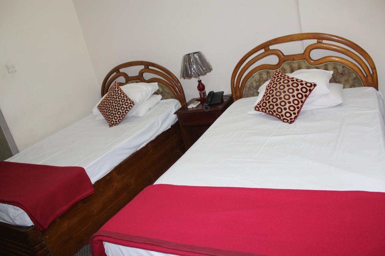 Hotel Uttara Dhaka Esterno foto
